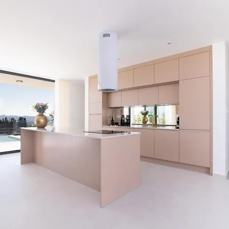 Aurum Villa *