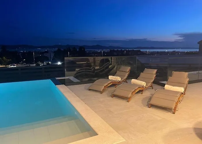 Aurum וילה זאדאר